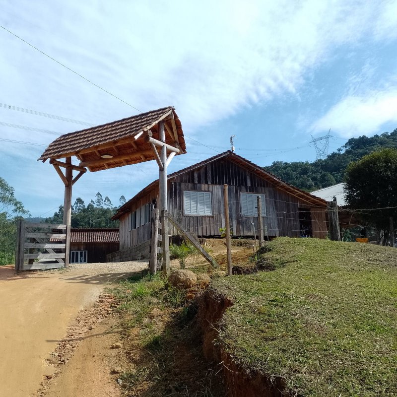 Stio - Venda - Moura - Canelinha - SC